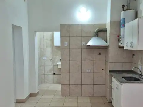 Departamento en Alquiler en Barrio Hipico, $ 850.000