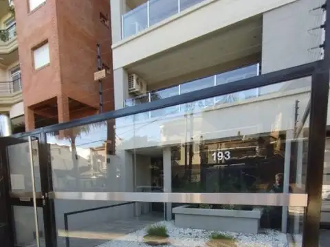 Vicente Lopez 100, Piso 2
