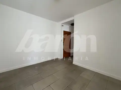 Departamento en Alquiler en Lomas de Zamora, $ 800.000