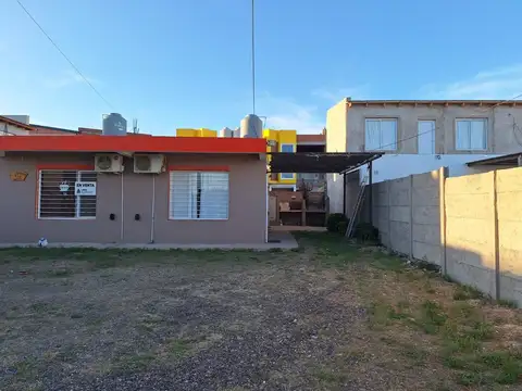 Depto Tipo Casa 2 ambientes con 1 baño
