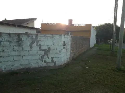 Casa  en Venta ubicado en Berazategui,  G.B.A. Zona Sur - SVN0129_LP583914_1