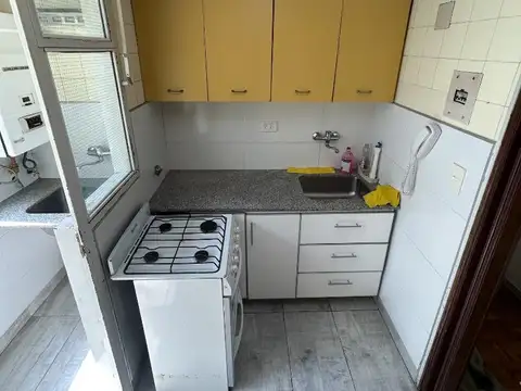 Departamento en Alquiler en Flores, $ 450.000