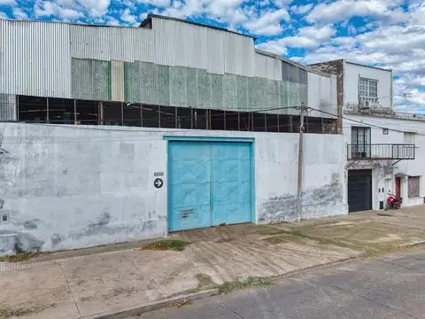 Galpón en venta barrio españa y hospitales amplio oportunidad