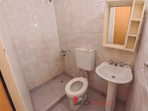 Depto Tipo Casa en Venta 50 años