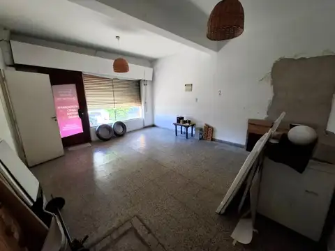 LOCAL (30 m2) + CASA DE 4 AMB.GJE TZA ANTICIP Y CTS
