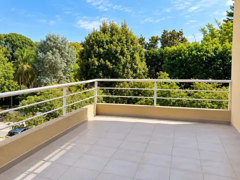 Departamento en Venta en Jardines De Saravi, USD 135.000