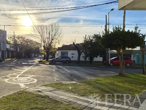 Casa 6 ambientes con 3 baños