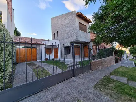 Casa en Venta de 5 dormitorios