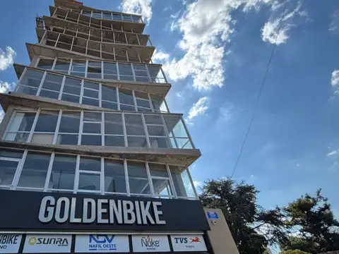 VENTA OFICINA A MTS DE ACC OESTE MORENO