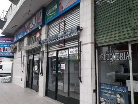 VENTA ESPECTACULAR LOCALES  EN ESQUINA COMERCIALES