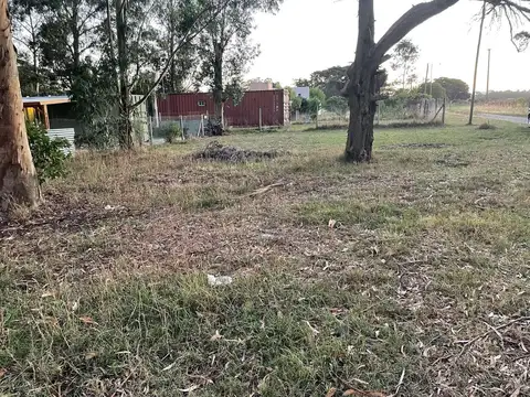 Terreno en Venta en Los Acantilados, USD 25.000