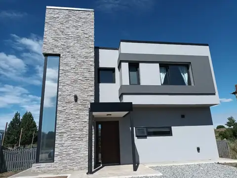 Pº de los Coirones 100