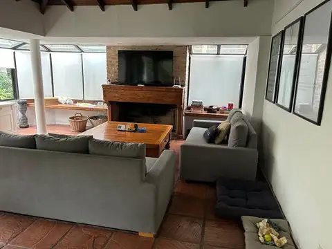 Depto Tipo Casa en Venta en La Lonja, USD 125.000