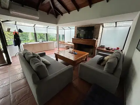 Depto Tipo Casa en Venta de 4 ambientes