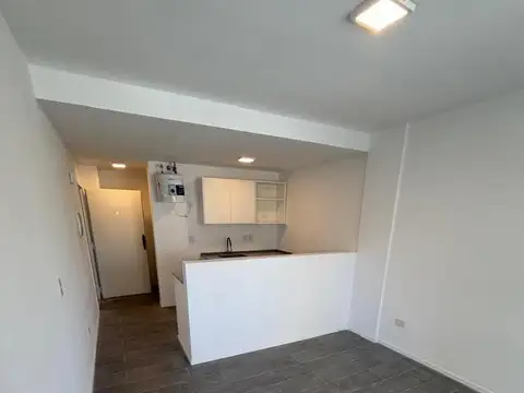 Zelada 4700, Piso 2°
