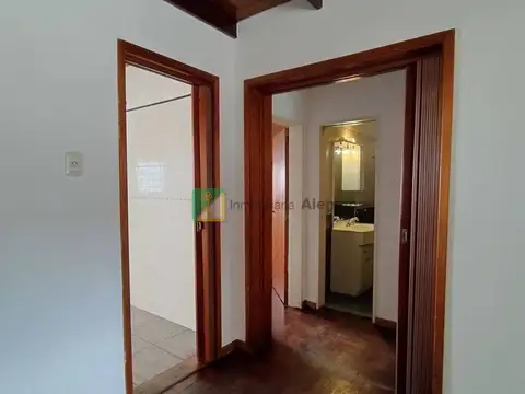 Depto Tipo Casa en Alquiler de 2 dormitorios