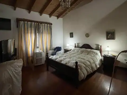 CASA 5 AMBIENTES EN VILLA LUZURIAGA