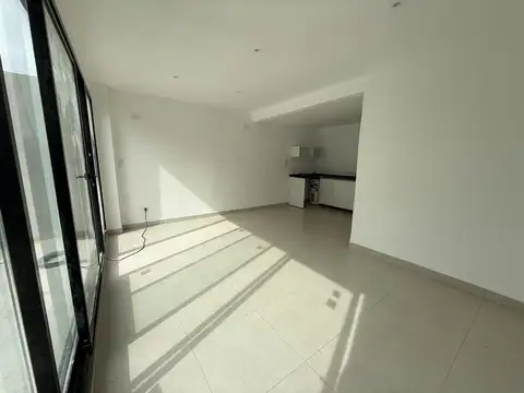 Oficina en Alquiler en Villa Crespo, $ 1.600.000