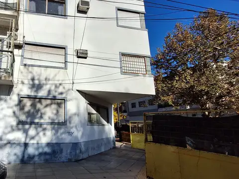 HELGUERA 1300, Piso PB