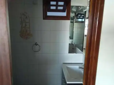 VENTA - TRIPLEX 5 AMBIENTES - BERNAL