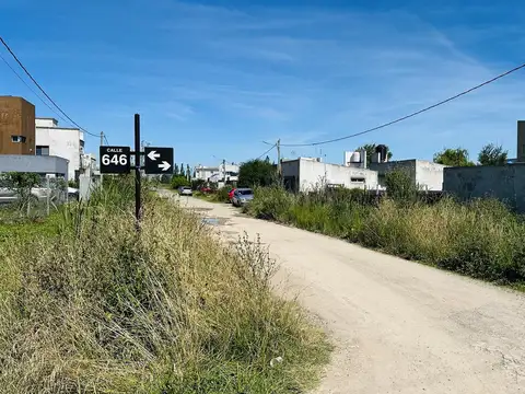 Terreno en Venta 25  mts Fondo