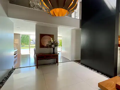 Casa en Alquiler de 4 dormitorios