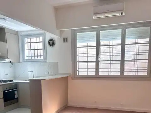 Depto Tipo Casa 2 ambientes con 1 baño