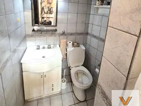 Depto Tipo Casa en Venta en Flores, USD 125.000