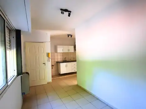 VENTA DEPARTAMENTO A METROS DE AV MONTEVIDEO BERISSO