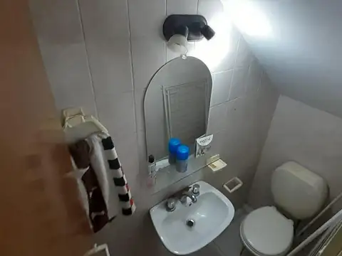 Depto Tipo Casa en Alquiler con 1 cocheras
