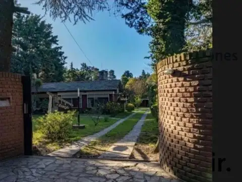 Casa en Venta en Barrio Parque Leloir, USD 440.000