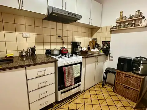 Depto Tipo Casa en Venta 110 años