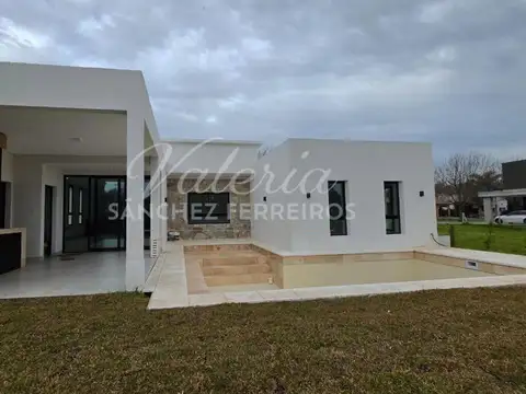 Casa en Venta en Barrancas de Iraola, USD 370.000
