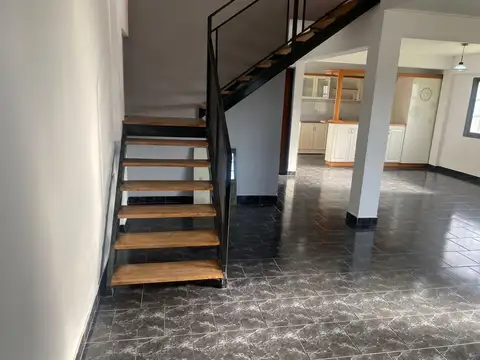 Casa en Venta al Oeste