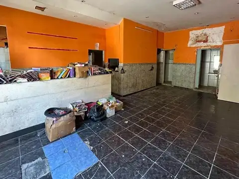 VENTA LOCAL CON RENTA GASTRONOMIA 160m2 TOTALES