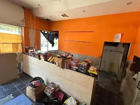 Local en Venta en Abasto, USD 148.000