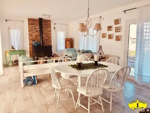 Casa en Alquiler de 3 dormitorios