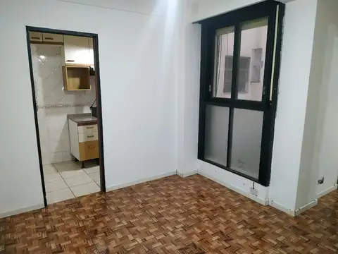 Comodo dos ambientes en alquiler en Almagro