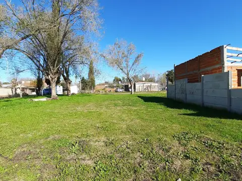 VENTA LOTE EN BARRIO SEMICERRADO-MELCHOR ROMERO