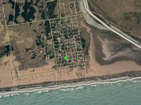Terreno en Venta 30  mts Fondo