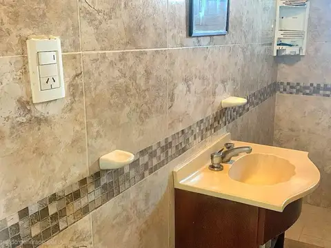 Depto Tipo Casa en Alquiler en Grosellar, $ 550.000