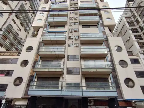 Marcelo Torcuato De Alvear 1300, Piso 11