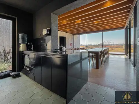 Terreno en Venta 20  mts Fondo