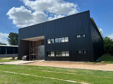 GALPON EN ALQUILER EXALTACION DE LA CRUZ  1000 met