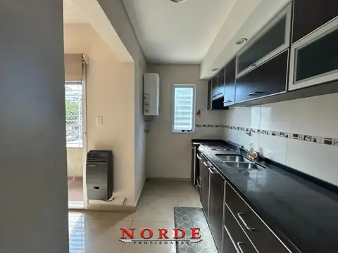 Depto Tipo Casa 2 ambientes con 1 baño