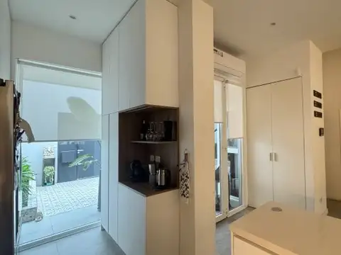 Venta casa 5amb Acassuso con piscina y quincho con parrilla