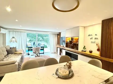 Venta casa 5amb Acassuso con piscina y quincho con parrilla