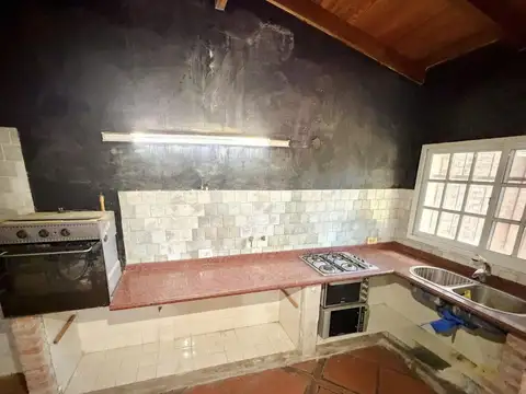 Casa en Venta con 3 cocheras