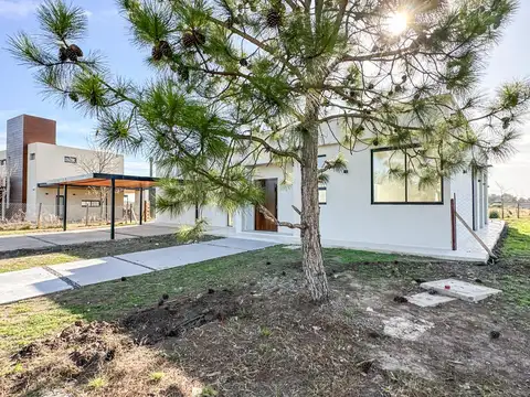 Casa en Venta en Medal  CC  - Pilar - 7 ambientes