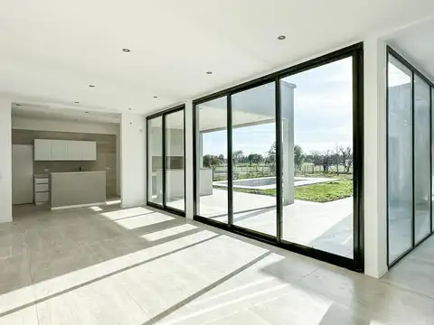 Casa en Venta - Medal Country Club, Pilar - 7 ambientes